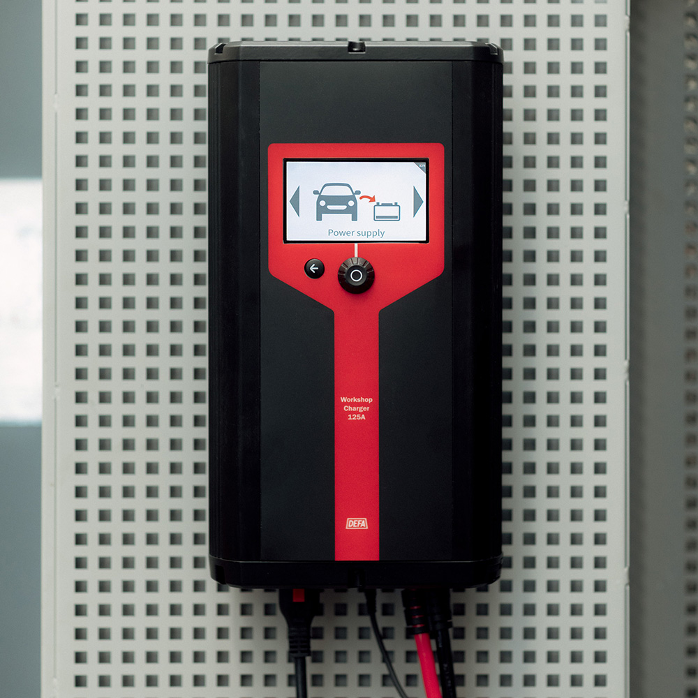 DEFA Workshop Charger 125AH 專業維修充電器