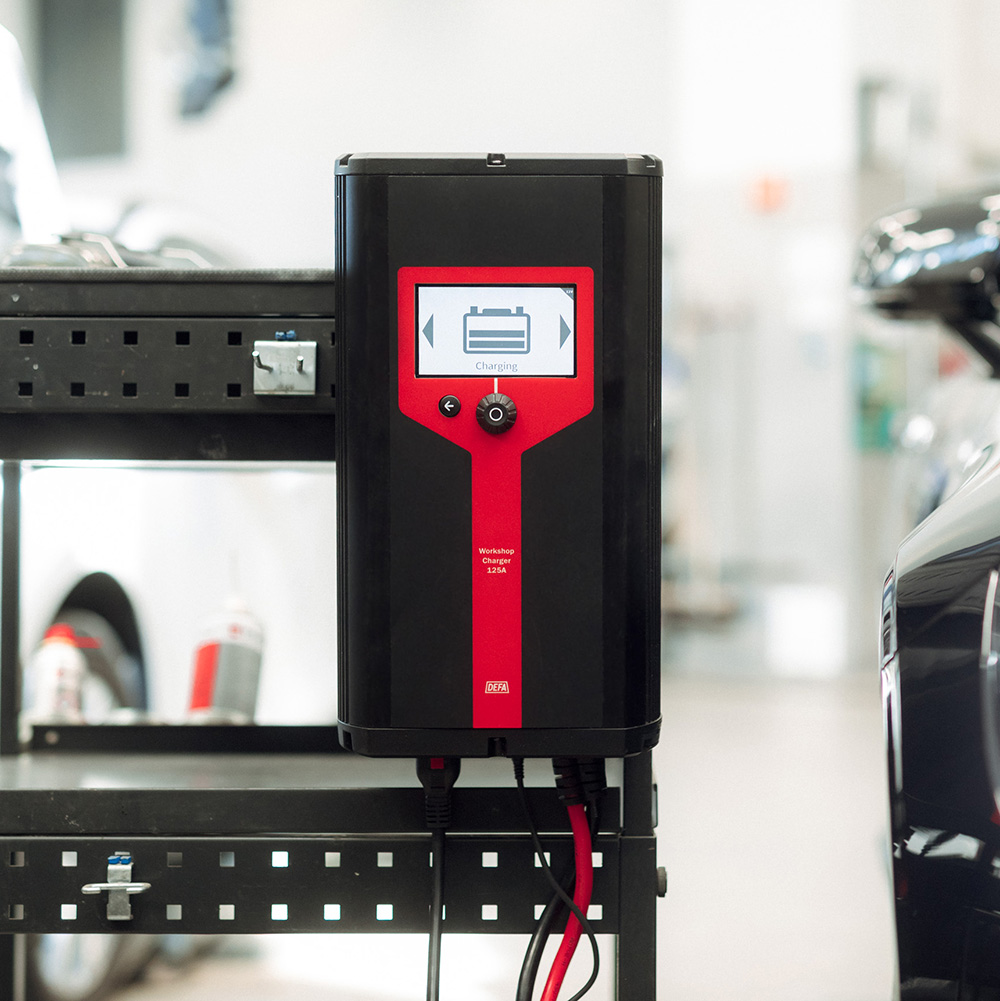 DEFA Workshop Charger 125AH 專業維修充電器